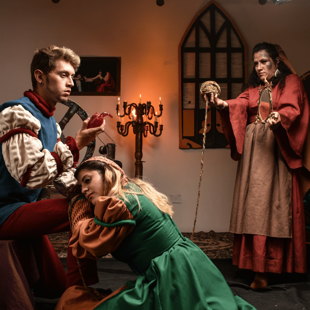 UYGULAMALI TİYATRO EĞİTİMİ